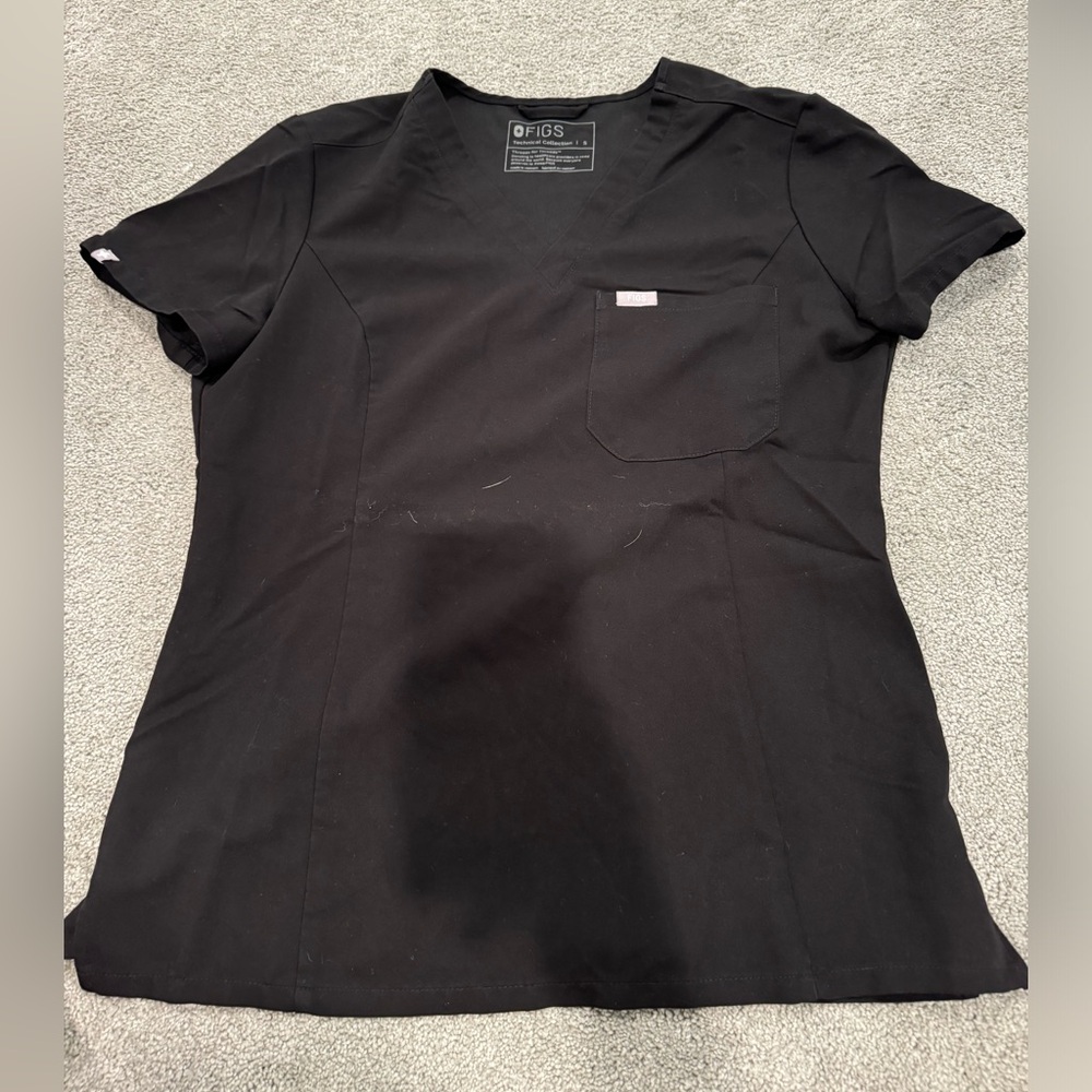 FIGS Black Scrub Top (small) slim fitting